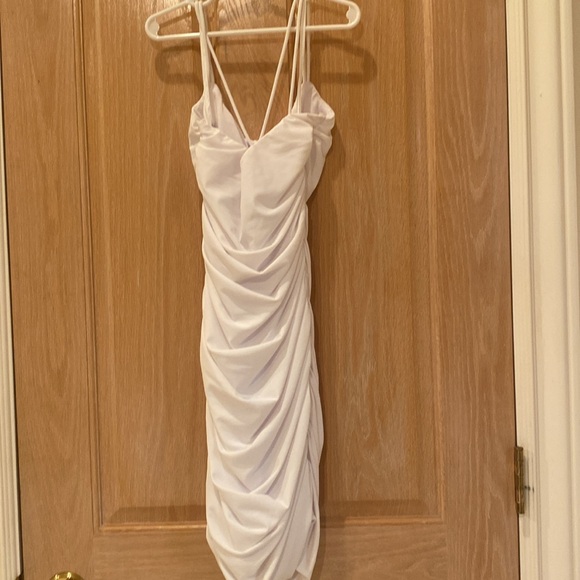 Revolve: Superdown Lisa Ruched Mini Dress - Picture 5 of 7